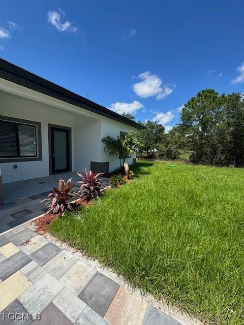 3 bedroom SingleFamilyResidence at 520 Millcreek St, Lehigh Acres, Lehigh Acres — photo 5