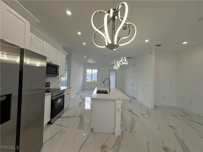 3 bedroom SingleFamilyResidence at 3124 35th St SW, Lehigh Acres, Lehigh Acres — photo 5