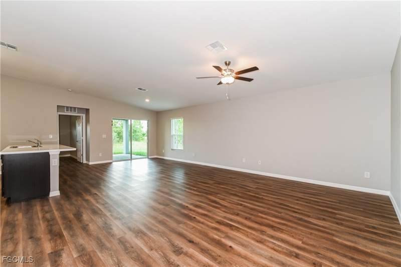 4 bedroom SingleFamilyResidence at 3507 26th St SW, Lehigh Acres, Lehigh Acres — photo 2