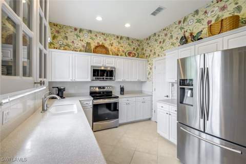 9687 Cypress Hammock Cir 202, Estero FL - photo 10 of 42