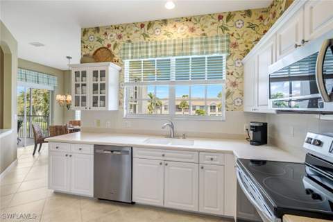 9687 Cypress Hammock Cir 202, Estero FL - photo 9 of 42
