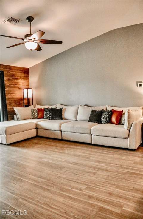 1511 NE 13th St, Cape Coral FL - photo 16 of 35