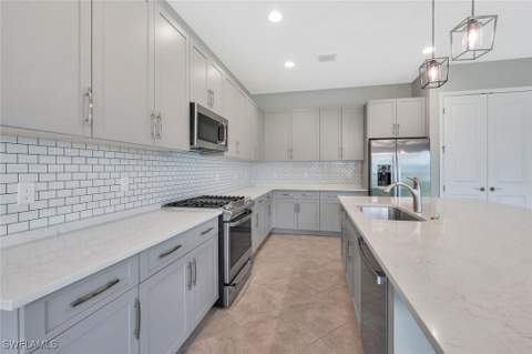 12260 Red Pine Pl, Estero FL - photo 13 of 50