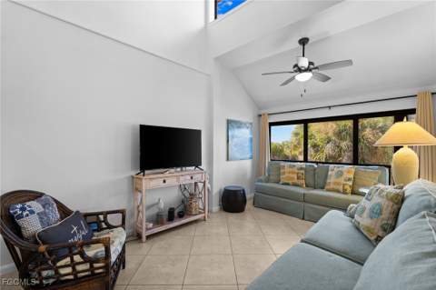 1811 Olde Middle Gulf Dr 14, Sanibel FL - photo 15 of 50