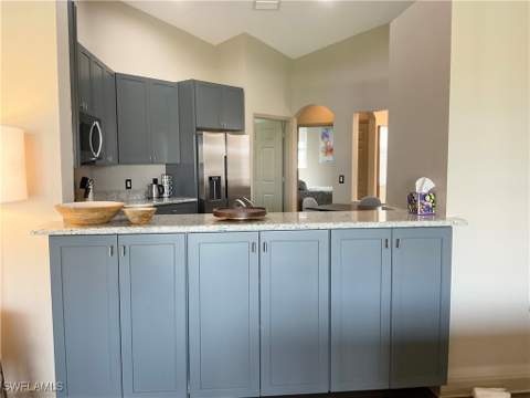 3060 Horizon Ln 1404, Naples FL - photo 10 of 40