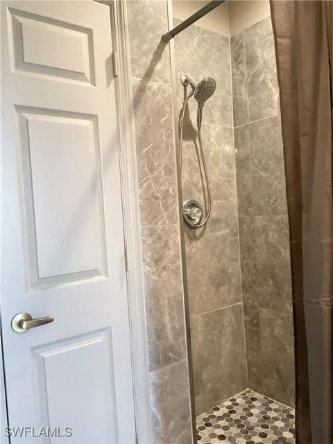 3060 Horizon Ln 1404, Naples FL - photo 23 of 40