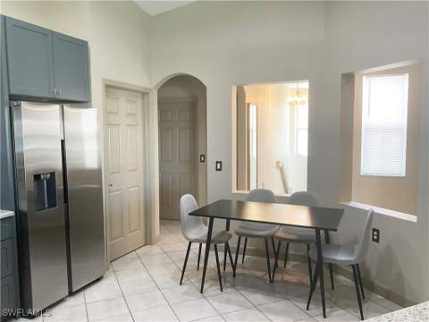 3060 Horizon Ln 1404, Naples FL - photo 8 of 40