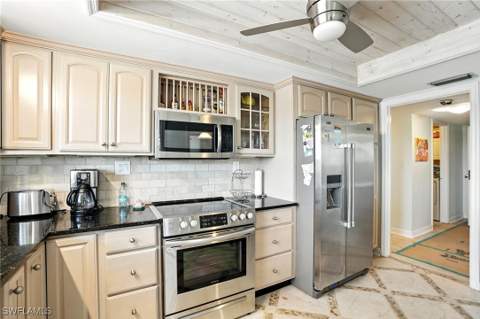7148 Estero Blvd 222, Fort Myers Beach FL - photo 14 of 44