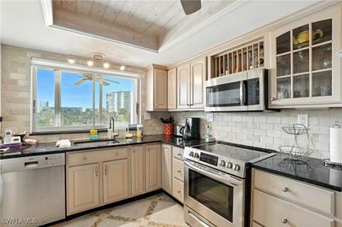 7148 Estero Blvd 222, Fort Myers Beach FL - photo 16 of 44