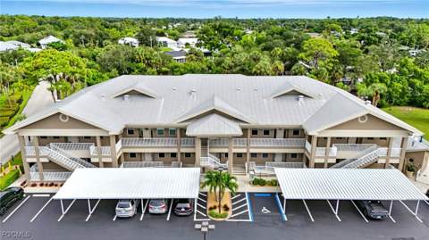 15256 Riverbend Blvd 105, North Fort Myers FL - photo 6 of 42