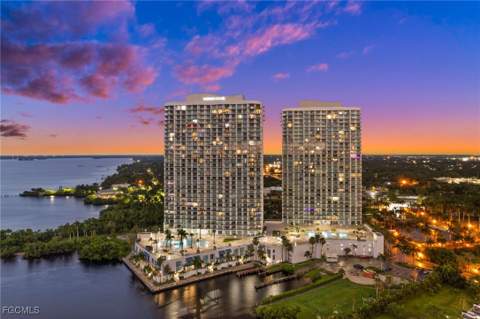 3000 Oasis Grand Blvd 2402, Fort Myers FL - photo 14 of 36