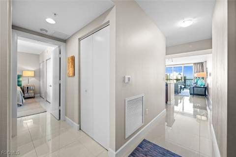 3000 Oasis Grand Blvd 2402, Fort Myers FL - photo 24 of 36
