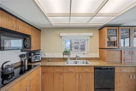 4031 Gulf Shore Blvd N 10C, Naples FL - photo 22 of 43