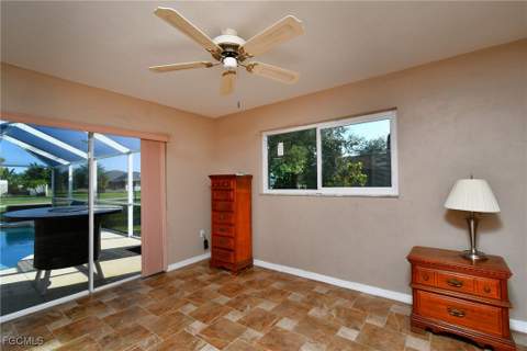 622 Weston Rd, Lehigh Acres FL - photo 17 of 37