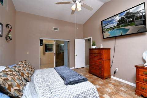 622 Weston Rd, Lehigh Acres FL - photo 9 of 37
