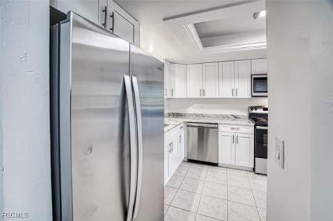 10022 Oxfordshire Ln 105, Fort Myers FL - photo 15 of 37