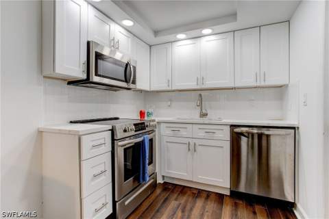 126 Andre Mar Dr, Fort Myers Beach FL - photo 11 of 35
