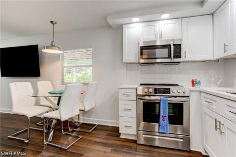 126 Andre Mar Dr, Fort Myers Beach FL - photo 12 of 35