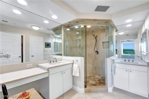430 Cove Tower Dr 403, Naples FL - photo 17 of 26