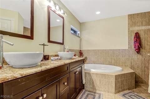 930 SW 37th Ter, Cape Coral FL - photo 22 of 28