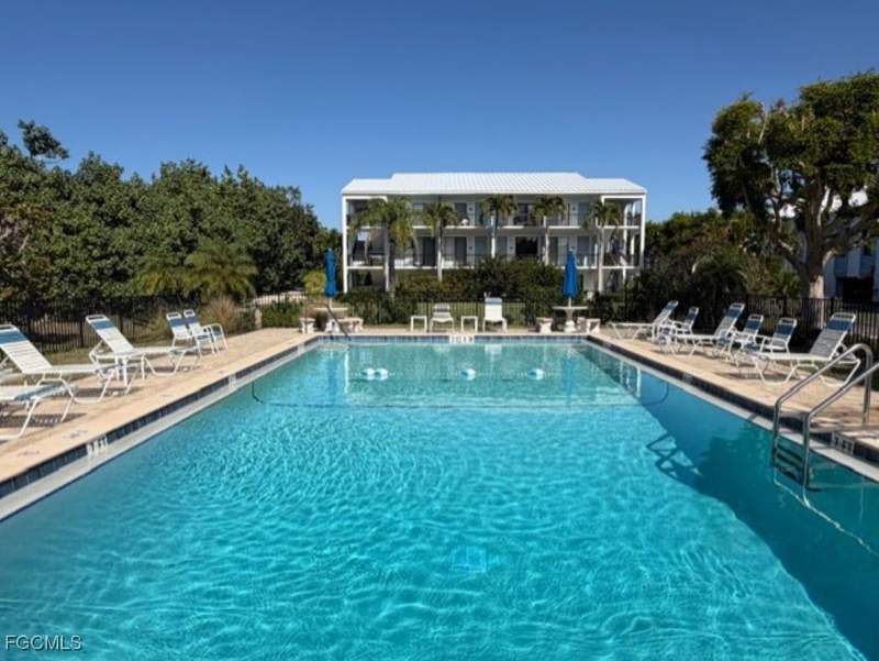 2 bedroom Condominium at 1250 Tennisplace Ct B34, Tennisplace, Sanibel — photo 5