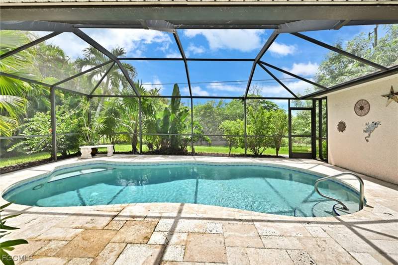 3 bedroom SingleFamilyResidence at 1712 Beach Pkwy W, Cape Coral, Cape Coral — photo 3
