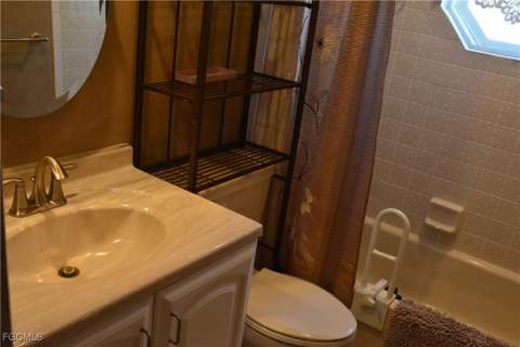 1003 SW 47th Ter 201, Cape Coral FL - photo 14 of 38