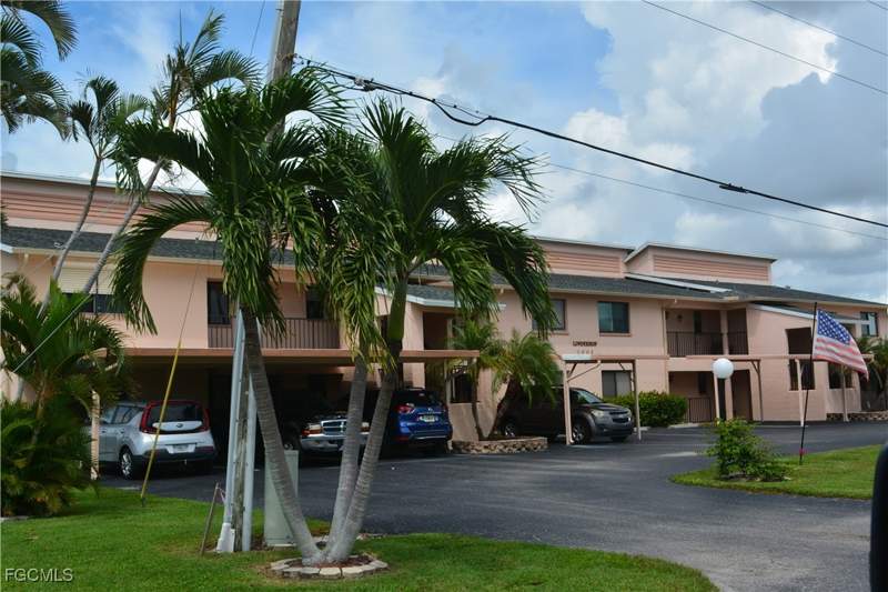 2 bedroom Condominium at 1003 SW 47th Ter 201, Linderhof Condo, Cape Coral — photo 3