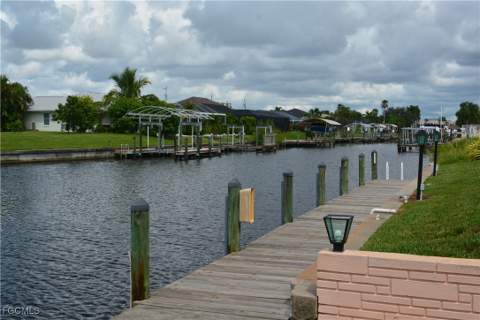 1003 SW 47th Ter 201, Cape Coral FL - photo 7 of 38
