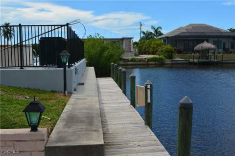 1003 SW 47th Ter 201, Cape Coral FL - photo 8 of 38