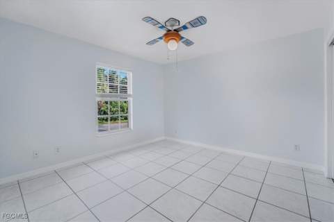 2831 White Blvd, Naples FL - photo 11 of 17