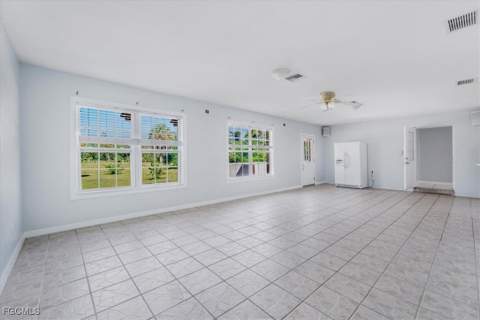 2831 White Blvd, Naples FL - photo 14 of 17