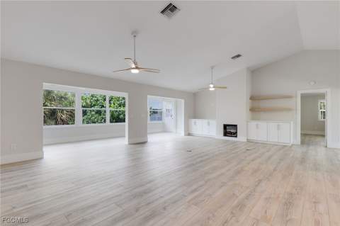 645 Oliva St, Sanibel FL - photo 12 of 35