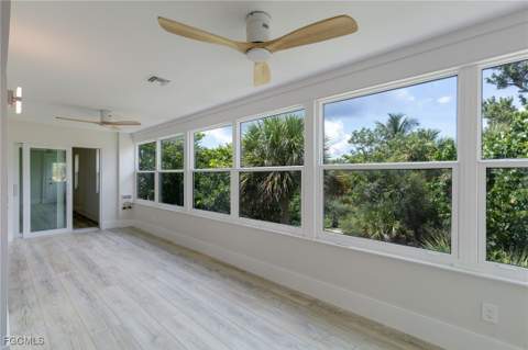 645 Oliva St, Sanibel FL - photo 13 of 35
