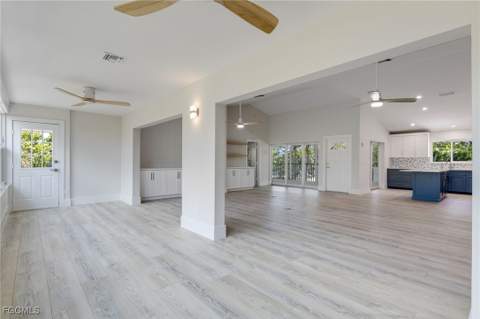 645 Oliva St, Sanibel FL - photo 14 of 35