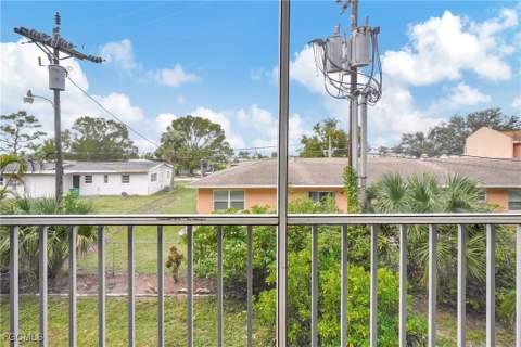 4906 Victoria Dr 209, Cape Coral FL - photo 21 of 39