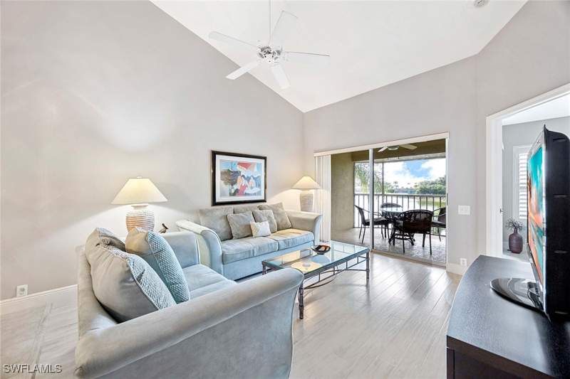 2 bedroom Condominium at 13630 Worthington WAY 1810, WORTHINGTON, Bonita Springs — photo 3