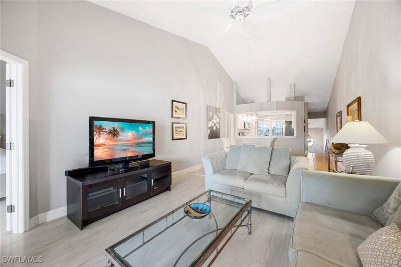 2 bedroom Condominium at 13630 Worthington WAY 1810, WORTHINGTON, Bonita Springs — photo 4