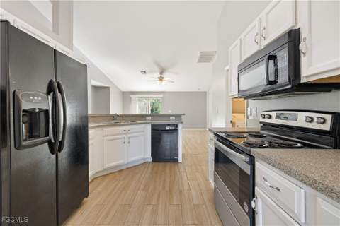 2720 Soaring Hawk Dr, Fort Myers FL - photo 11 of 48