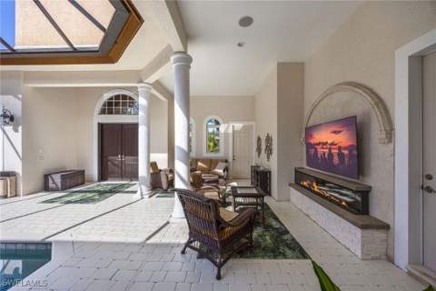 8894 Shenendoah Cir, Naples FL - photo 10 of 50