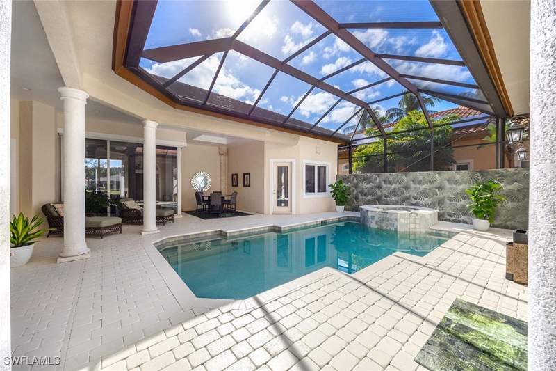 4 bedroom SingleFamilyResidence at 8894 Shenendoah Cir, Majors, Naples — photo 3