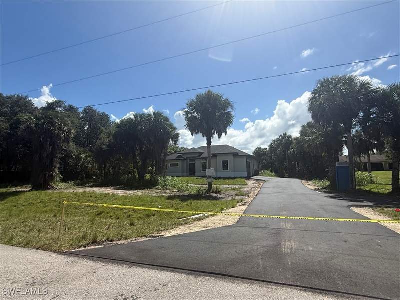 4 bedroom SingleFamilyResidence at 2950 26th Ave SE, Golden Gate Estates, Naples — photo 3