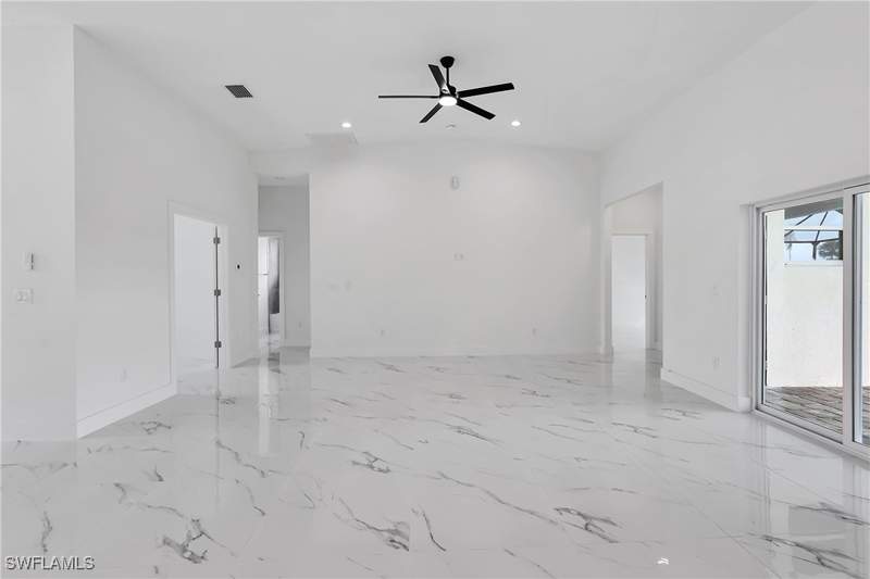 4 bedroom SingleFamilyResidence at 18716 Ensenada Dr, Royal Palm Golf Estates, Naples — photo 3