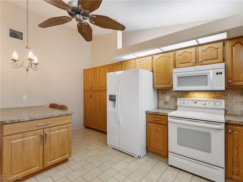 1239 Broadwater Dr, Fort Myers FL - photo 16 of 35