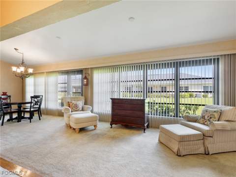 1239 Broadwater Dr, Fort Myers FL - photo 8 of 35