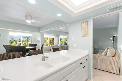 1039 Beach Rd 104, Sanibel FL - photo 12 of 35