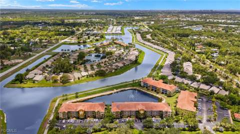 10010 Maddox Ln 316, Bonita Springs FL - photo 11 of 36