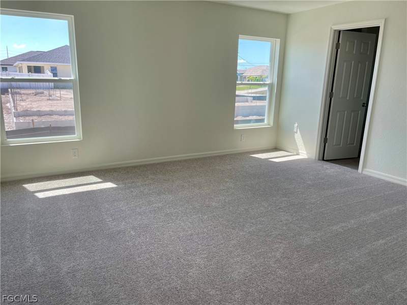 4 bedroom SingleFamilyResidence at 929 NW 8th Pl, Cape Coral, Cape Coral — photo 3