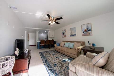 16007 Davis Rd 613, Fort Myers FL - photo 10 of 28