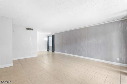 2366 E Mall Dr 119, Fort Myers FL - photo 9 of 15